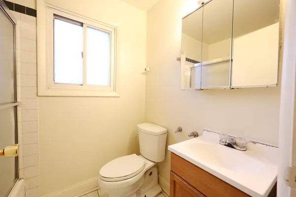$79,900 | 2107 171st Street, Unit 1, Hazel Crest, IL 60429