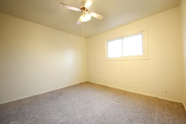 $79,900 | 2107 171st Street, Unit 1, Hazel Crest, IL 60429