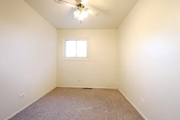 $79,900 | 2107 171st Street, Unit 1, Hazel Crest, IL 60429