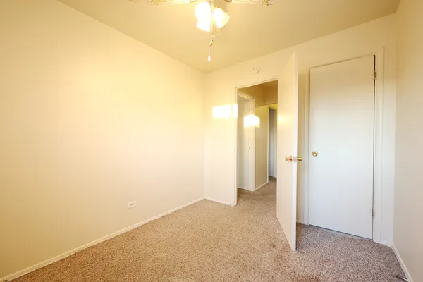 $79,900 | 2107 171st Street, Unit 1, Hazel Crest, IL 60429