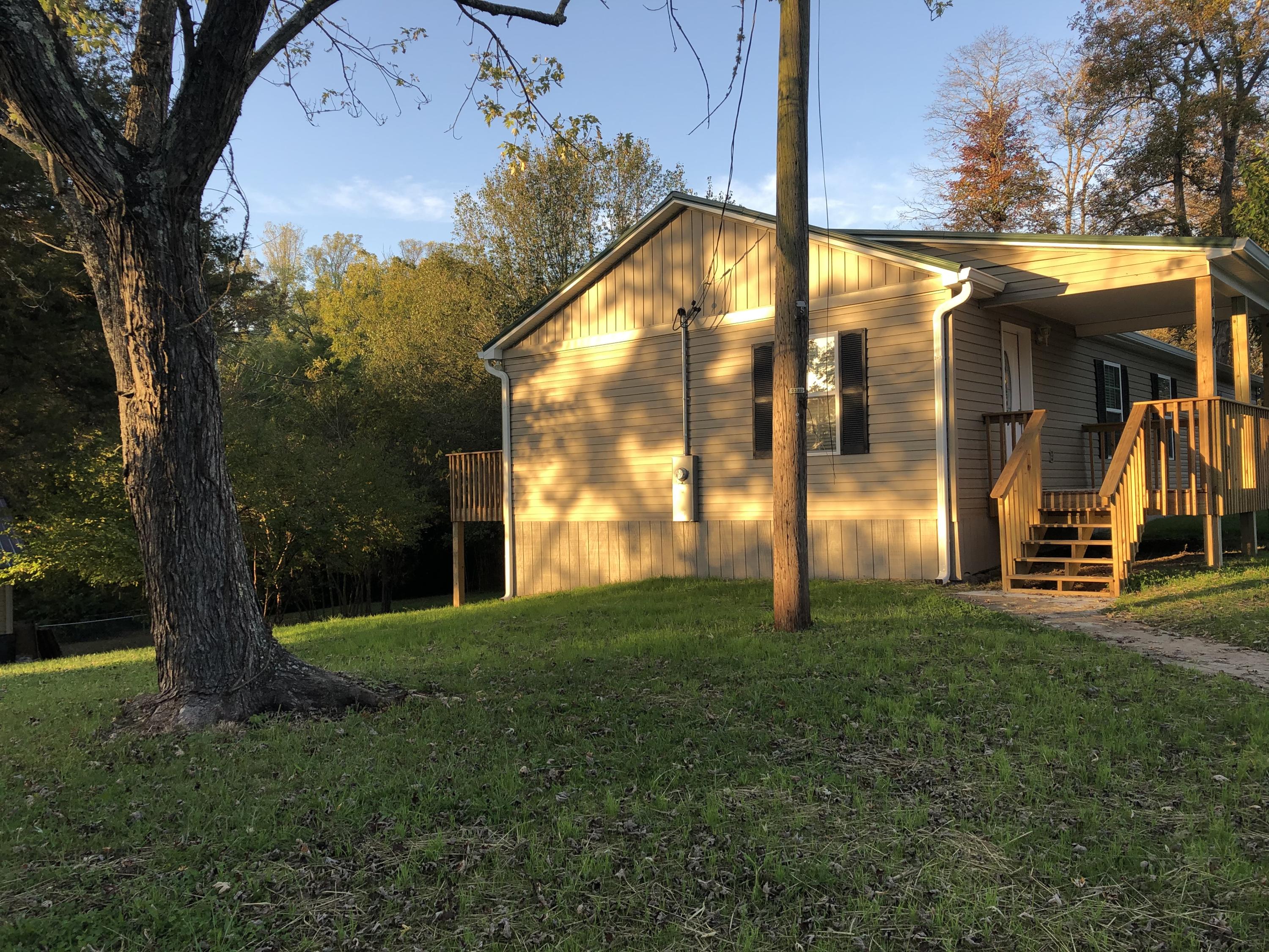 424 Robertsville Road Oak Ridge, TN 37830 - Photo 2 of 29 Sidevew