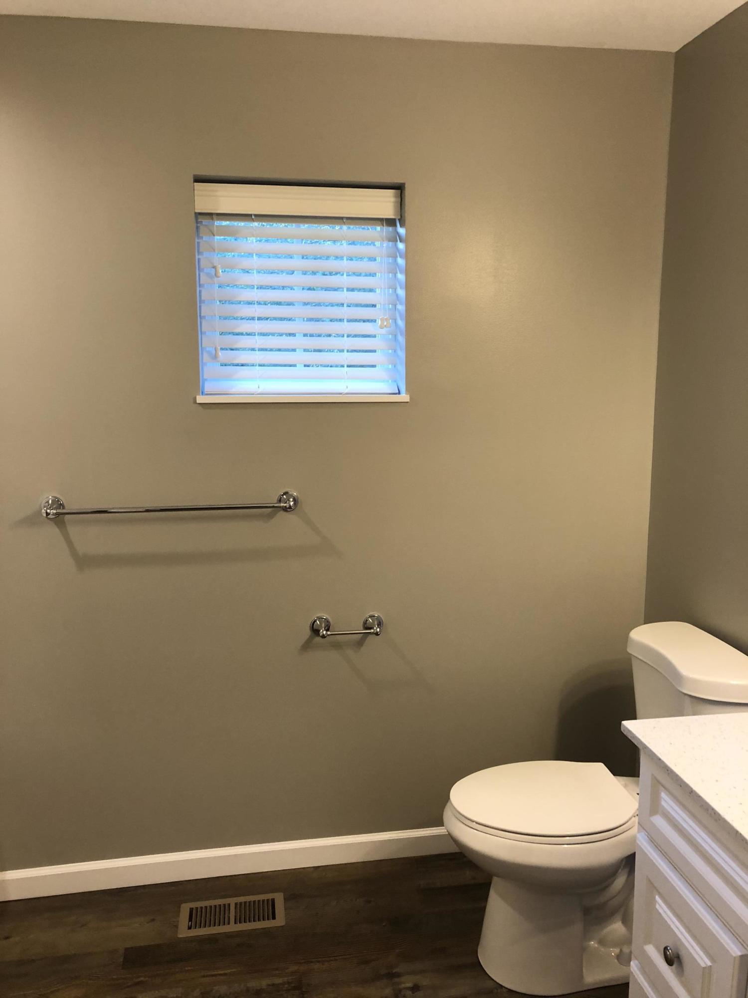 424 Robertsville Road Oak Ridge, TN 37830 - Photo 25 of 29 2nd Bath View