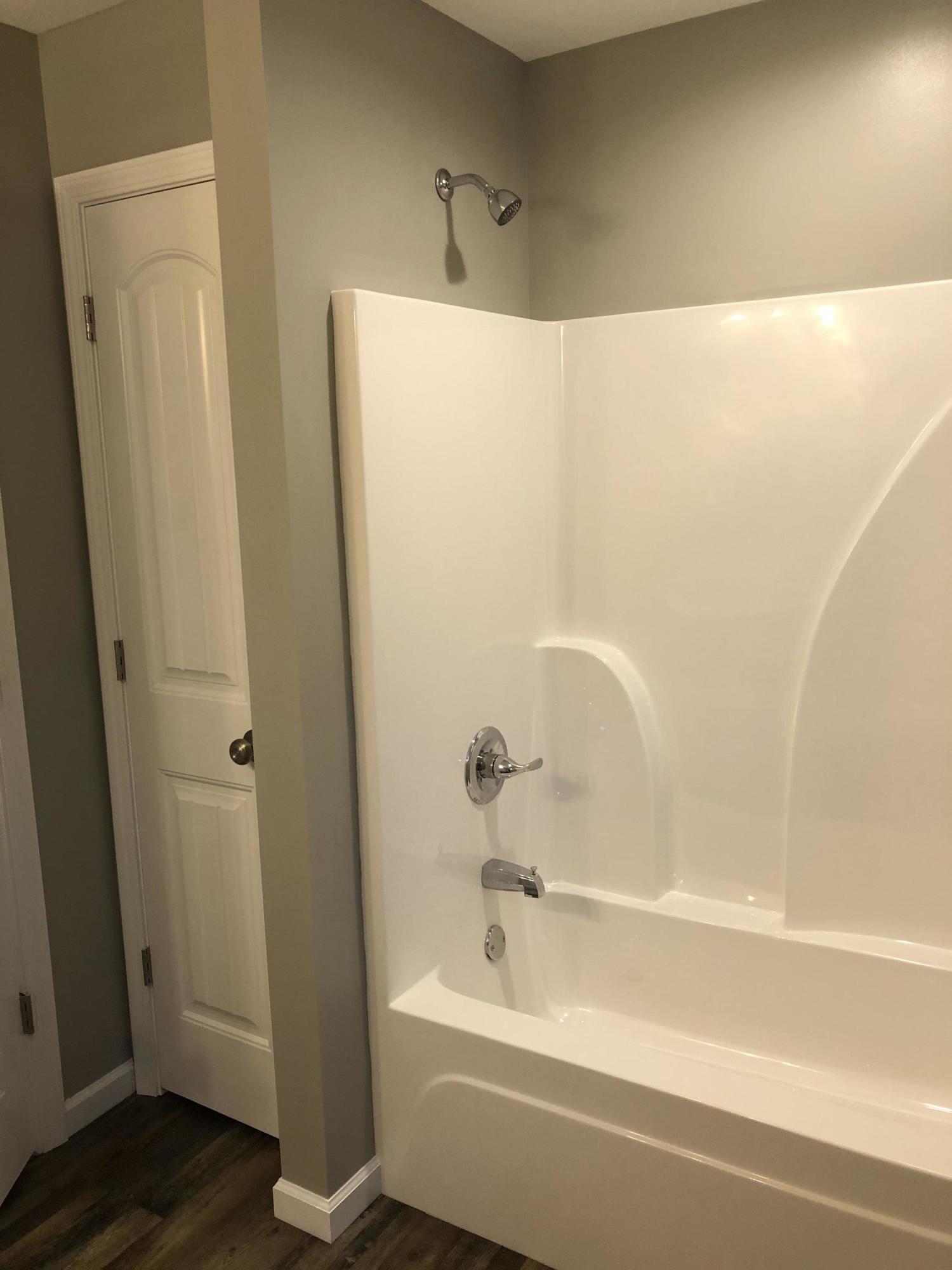 424 Robertsville Road Oak Ridge, TN 37830 - Photo 26 of 29 2nd Full Bath
