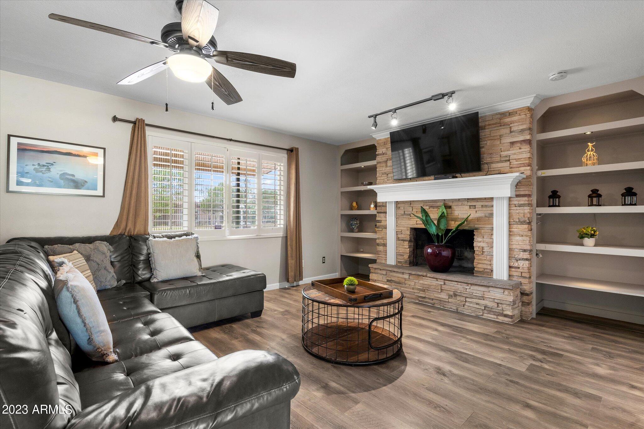 8326 East Camelback Road Scottsdale, AZ 85251 - Photo 2 of 23 12-DSC02080