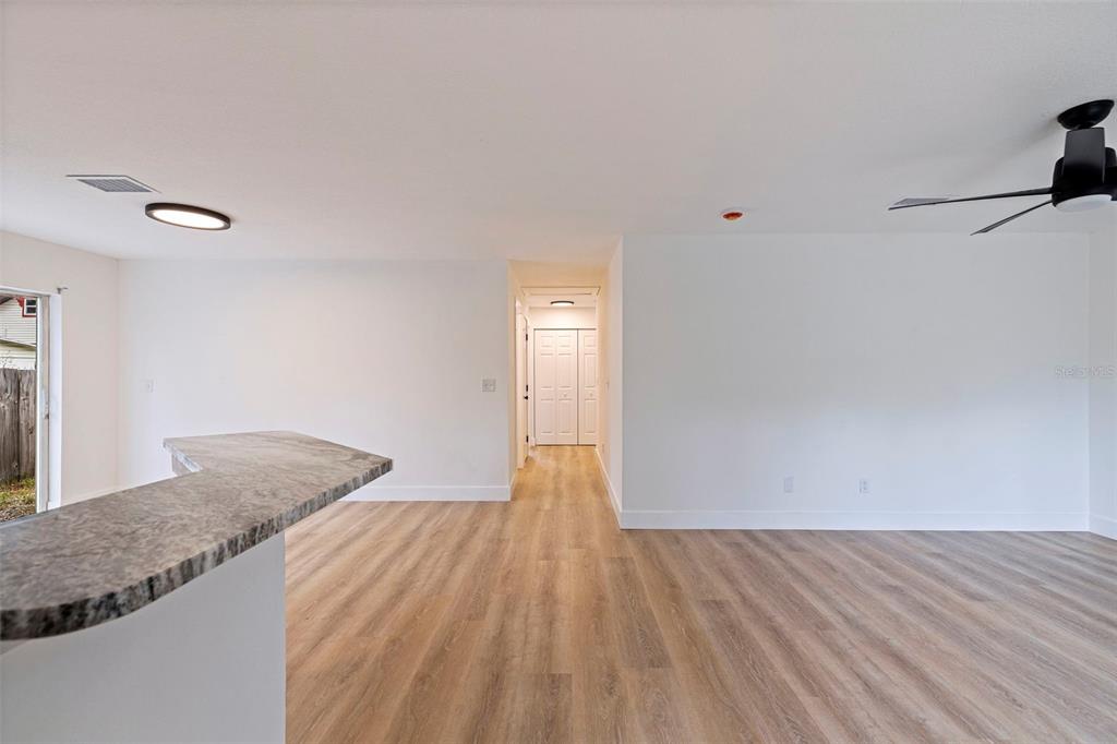 3730 18th Terrace South St. Petersburg, FL 33711 - Photo 4 of 30