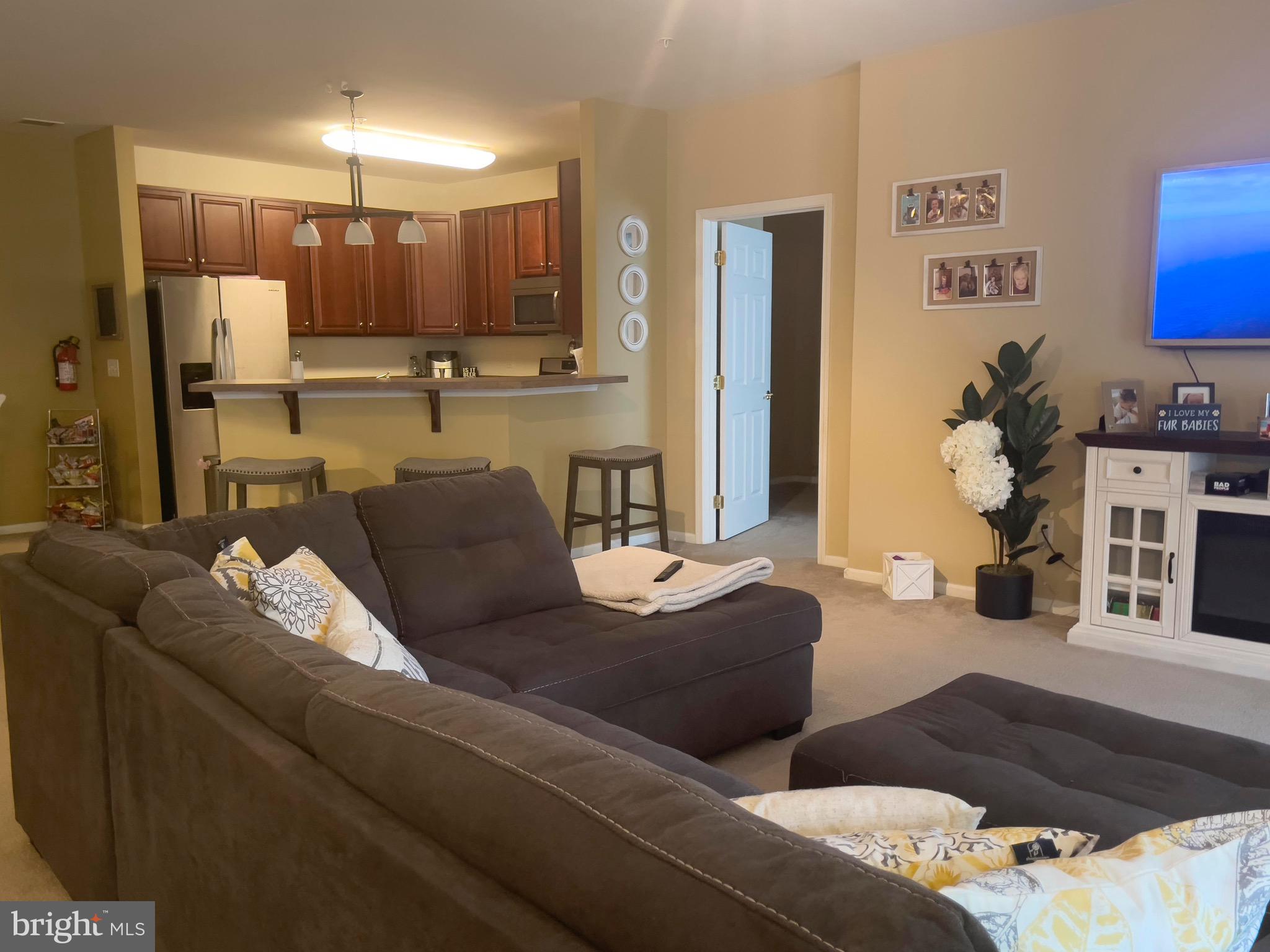 1026 Timberlake Drive Ewing, NJ 08618 - Photo 2 of 13