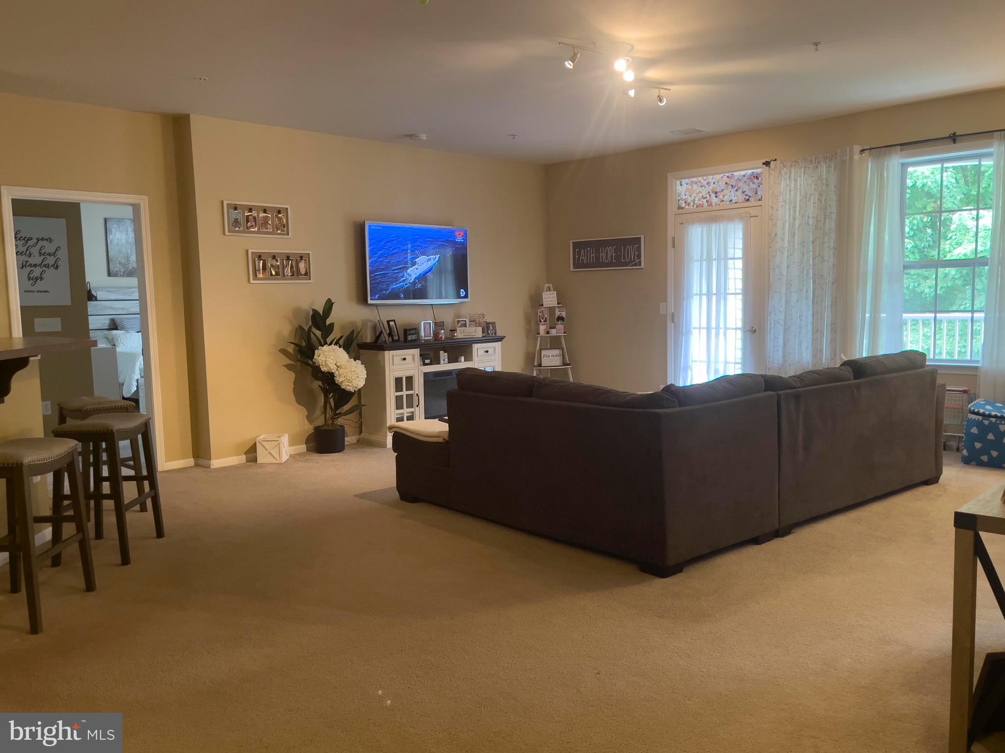 1026 Timberlake Drive Ewing, NJ 08618 - Photo 3 of 13