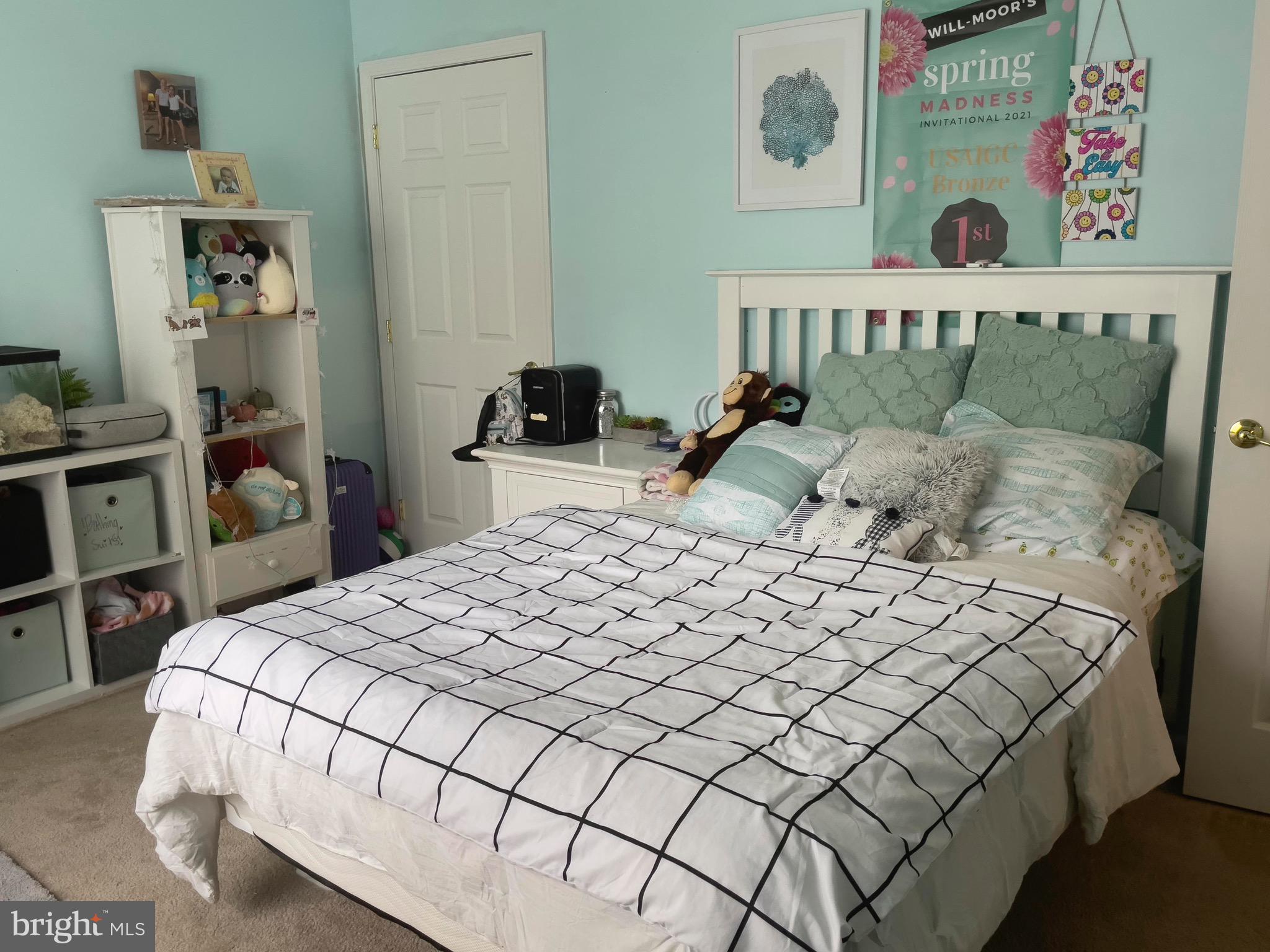 1026 Timberlake Drive Ewing, NJ 08618 - Photo 6 of 13