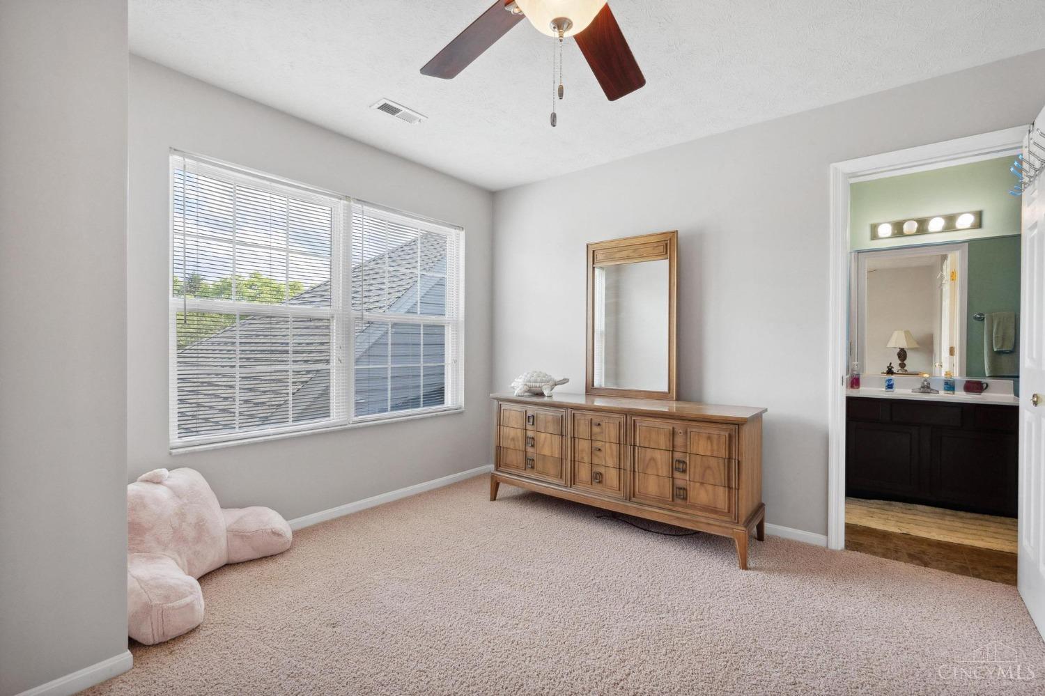 7576 Lake Pointe Maineville, OH 45039 - Photo 18 of 35