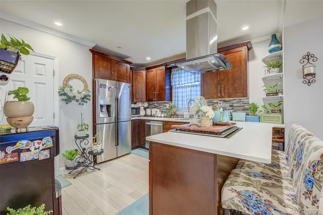 $799,000 | 191-34 114th Road | St. Albans