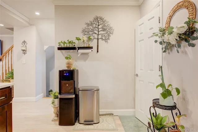 $799,000 | 191-34 114th Road | St. Albans