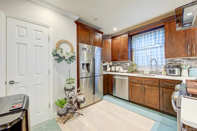 $799,000 | 191-34 114th Road | St. Albans