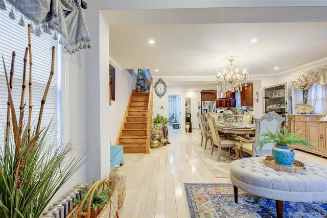 $799,000 | 191-34 114th Road | St. Albans