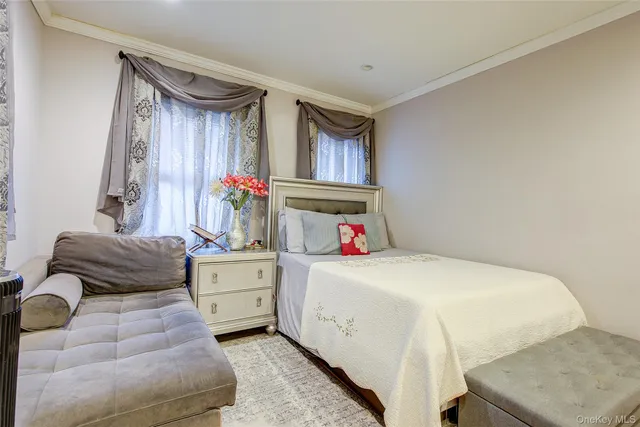 $799,000 | 191-34 114th Road | St. Albans