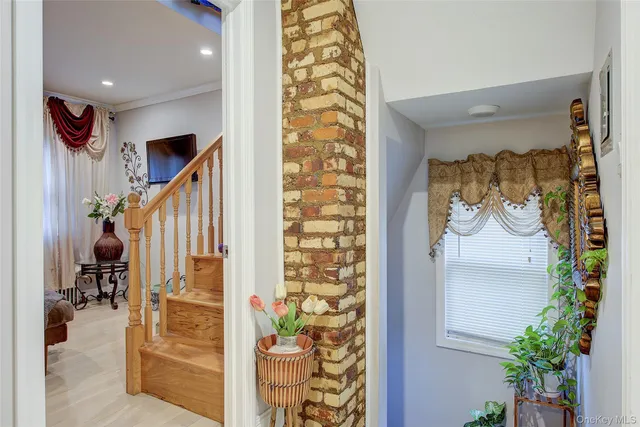 $799,000 | 191-34 114th Road | St. Albans