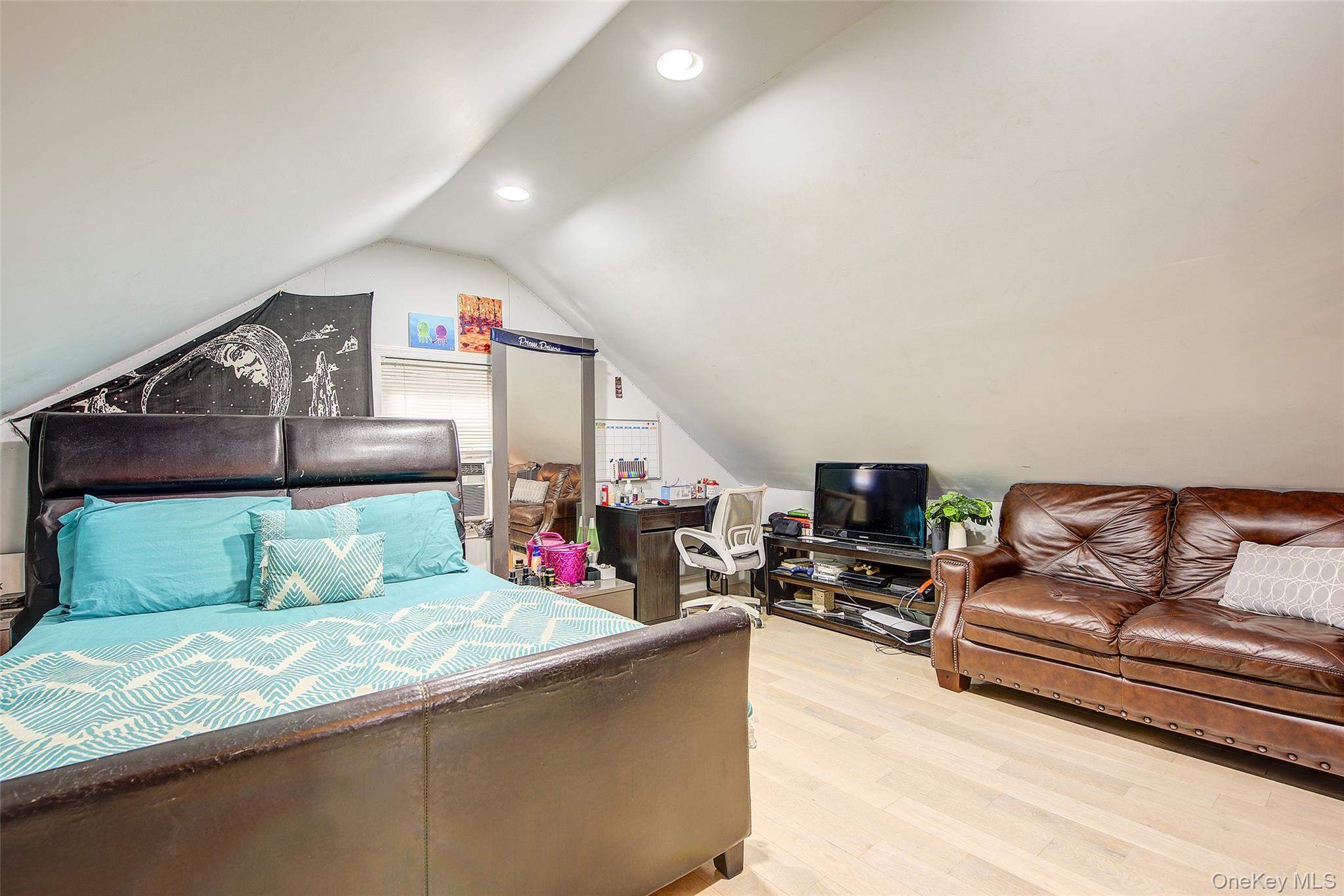 191-34 114th Road Queens, NY 11412 - Photo 38 of 46