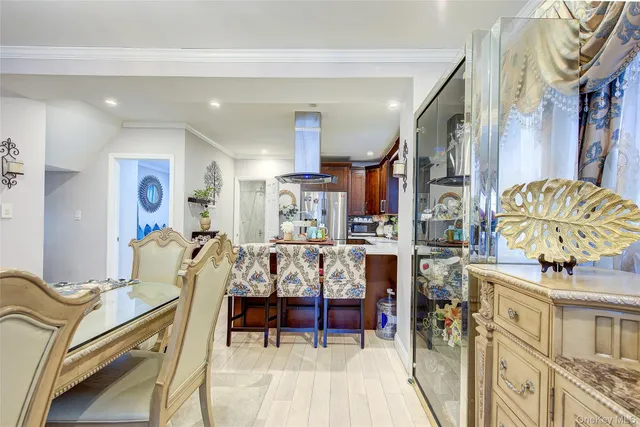 $799,000 | 191-34 114th Road | St. Albans