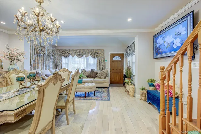 $799,000 | 191-34 114th Road | St. Albans