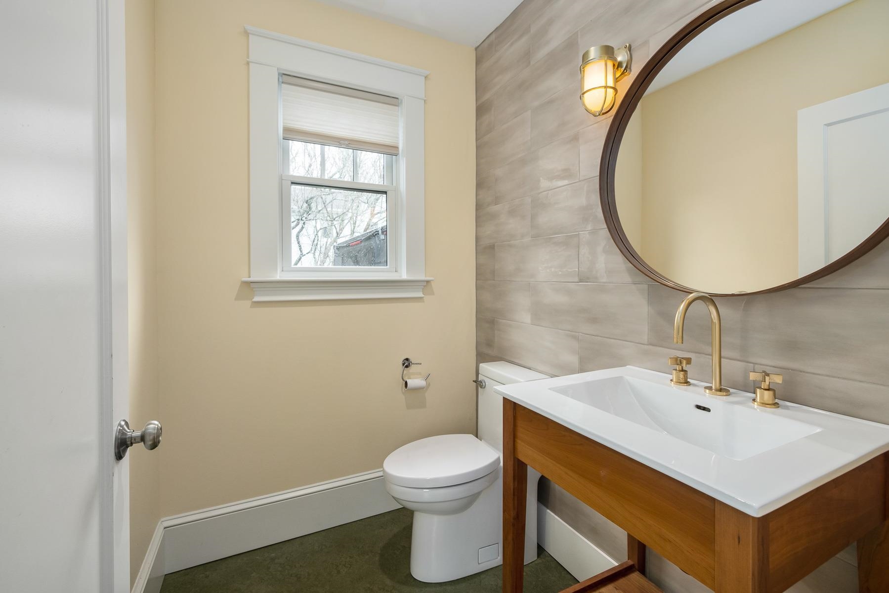 84 Thaxter Road Portsmouth, NH 03801 - Photo 19 of 37 Gallery Image 19