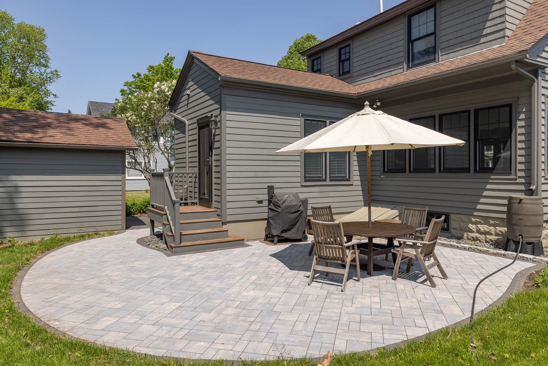 84 Thaxter Road Portsmouth, NH 03801 - Photo 32 of 37 Gallery Image 32