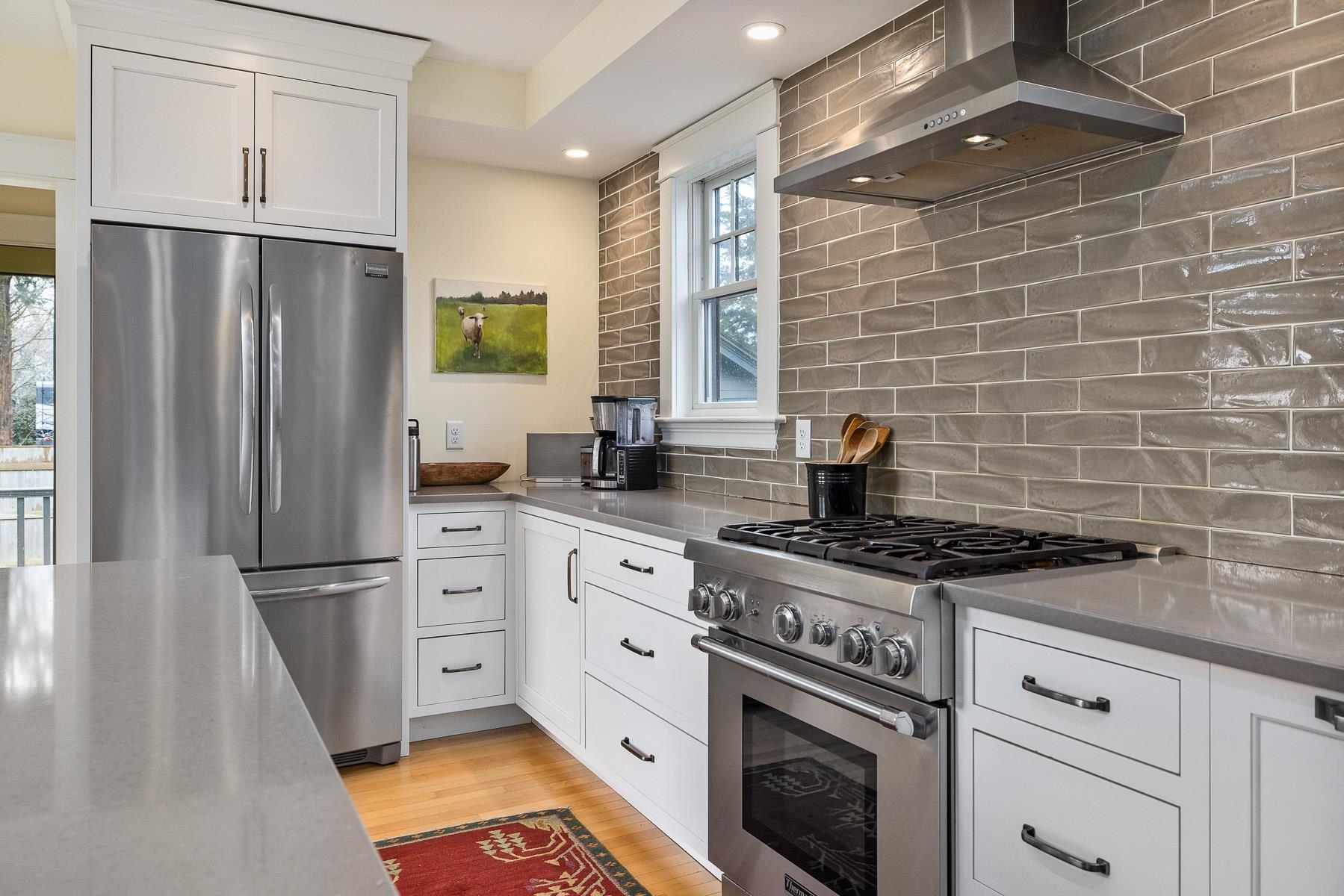 84 Thaxter Road Portsmouth, NH 03801 - Photo 7 of 37 Gallery Image 7