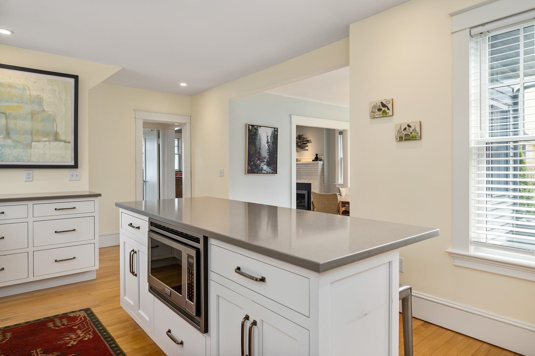 84 Thaxter Road Portsmouth, NH 03801 - Photo 10 of 37 Gallery Image 10