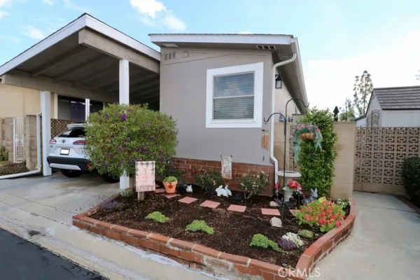 $244,900 | 736 Terrace Lake Drive, Unit 324, Brea, CA 92821