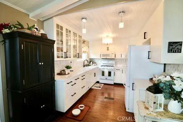 $244,900 | 736 Terrace Lake Drive, Unit 324, Brea, CA 92821