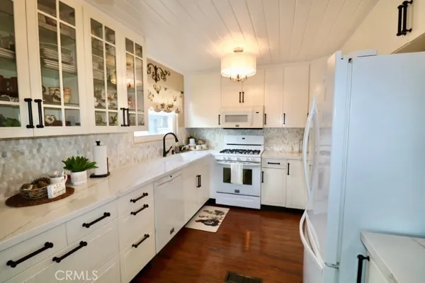 $244,900 | 736 Terrace Lake Drive, Unit 324, Brea, CA 92821