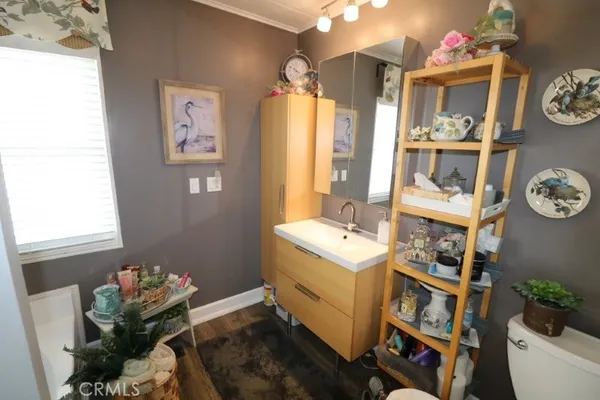 $244,900 | 736 Terrace Lake Drive, Unit 324, Brea, CA 92821