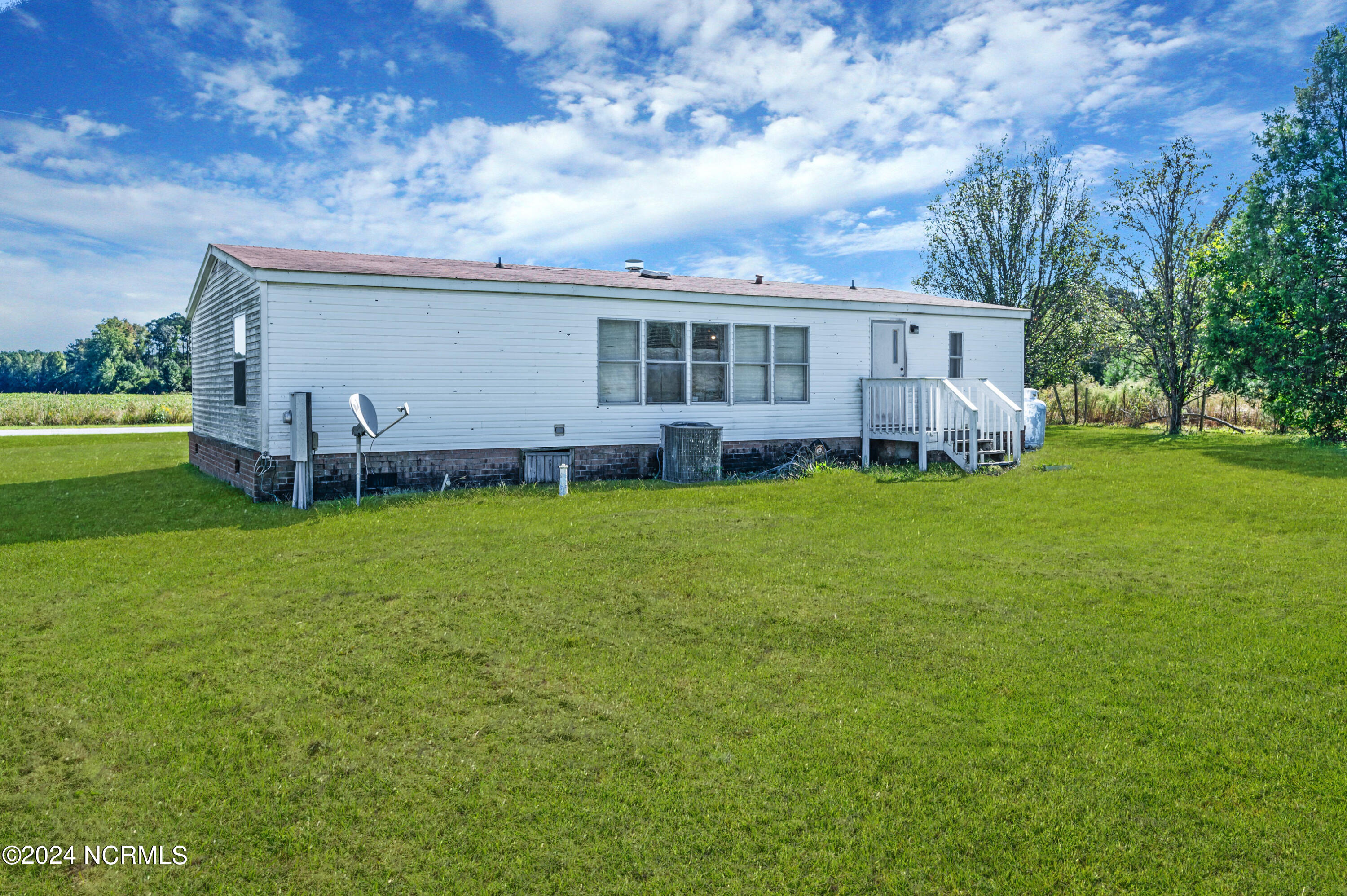 5902 Emma Cannon Road Ayden, NC 28513 - Photo 6 of 32 5920 Emma Cannon Road-7