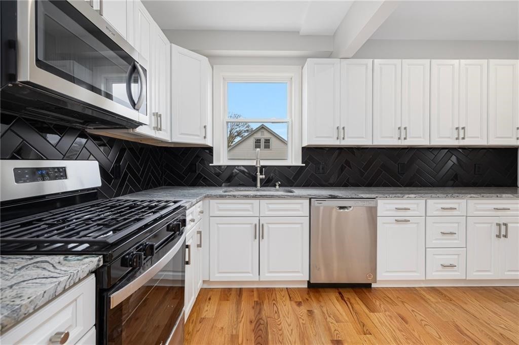 148 Evergreen Street, Unit 2 Providence, RI 02906 - Photo 2 of 12