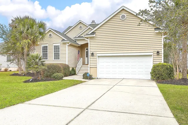 $4,000 | 1485 Oakhurst Drive, Mount Pleasant, SC 29466