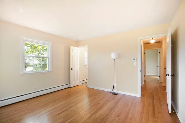 $619,900 | 2829 Briarwood Drive East, Mount Prospect, IL 60056