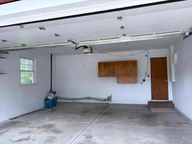 $619,900 | 2829 Briarwood Drive East, Mount Prospect, IL 60056