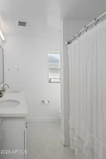 $1,300,000 | 3109 North 41st Place, Phoenix, AZ 85018