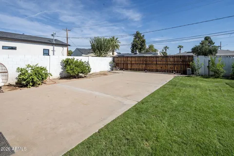 $1,300,000 | 3109 North 41st Place, Phoenix, AZ 85018