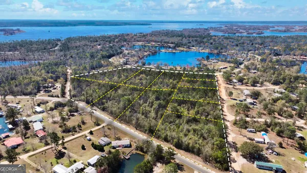 $399,900 | 8249 Lake Carroll Drive, Donalsonville, GA 39845