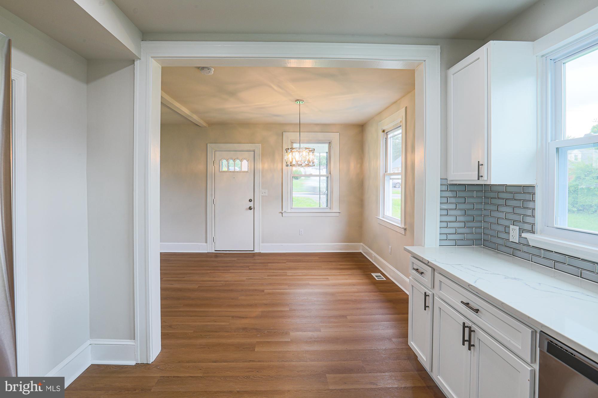 6512 Golden Ring Road Rosedale, MD 21237 - Photo 11 of 50