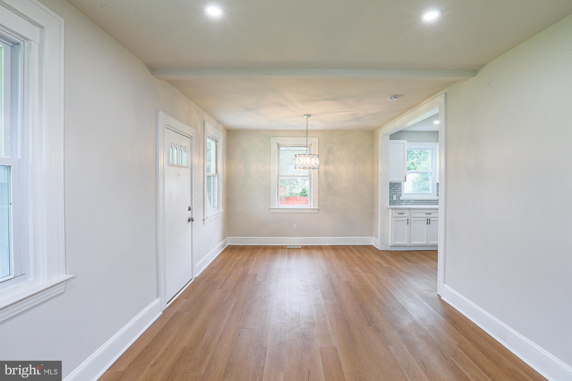 6512 Golden Ring Road Rosedale, MD 21237 - Photo 15 of 50