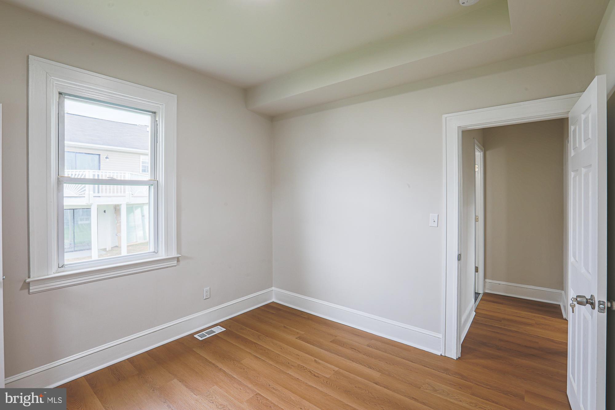 6512 Golden Ring Road Rosedale, MD 21237 - Photo 20 of 50