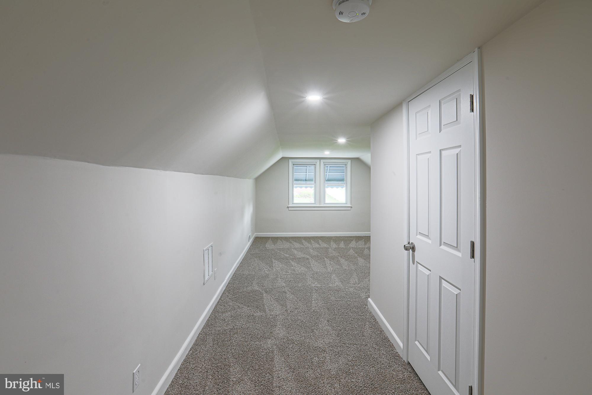 6512 Golden Ring Road Rosedale, MD 21237 - Photo 23 of 50