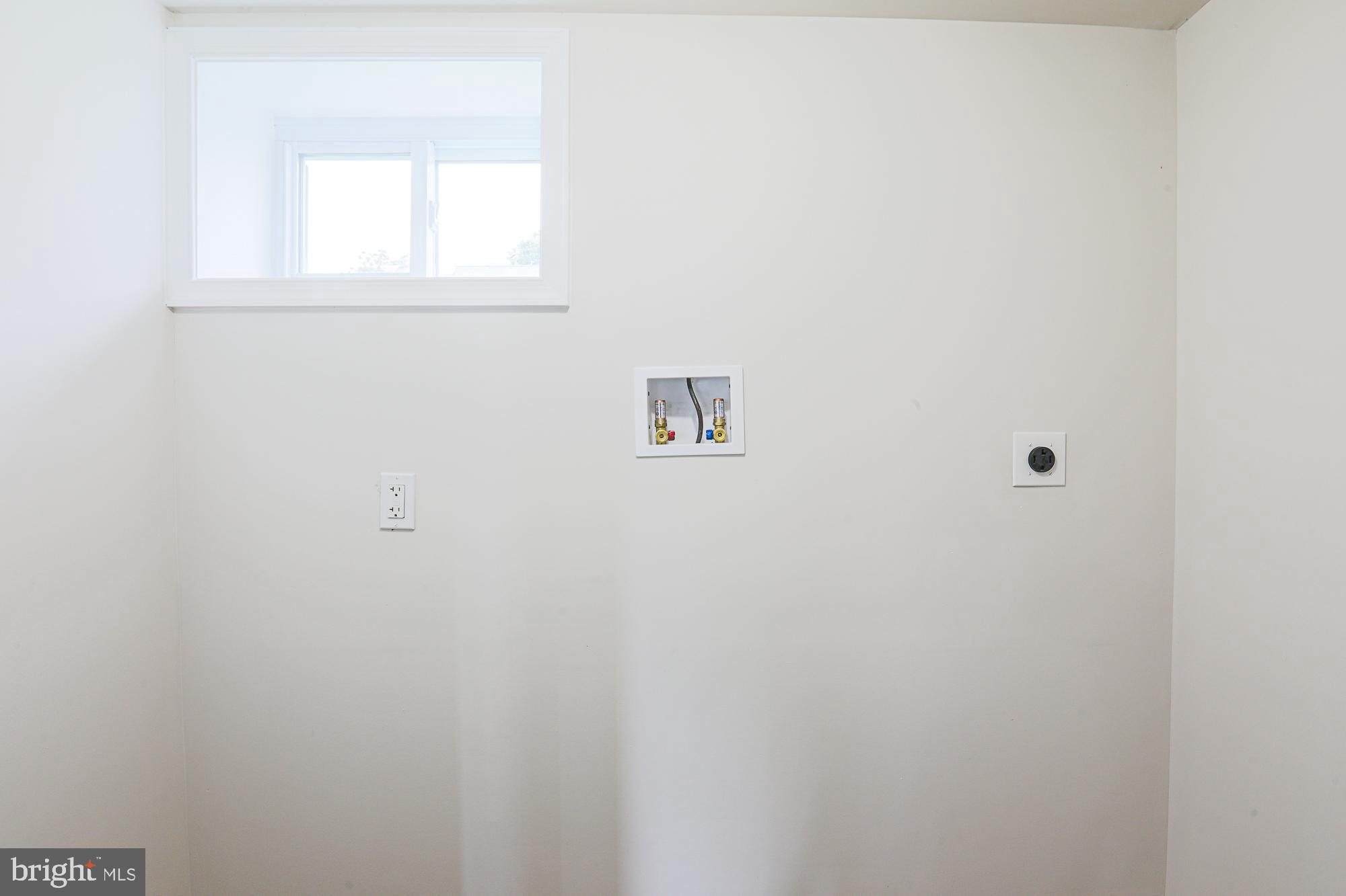 6512 Golden Ring Road Rosedale, MD 21237 - Photo 30 of 50