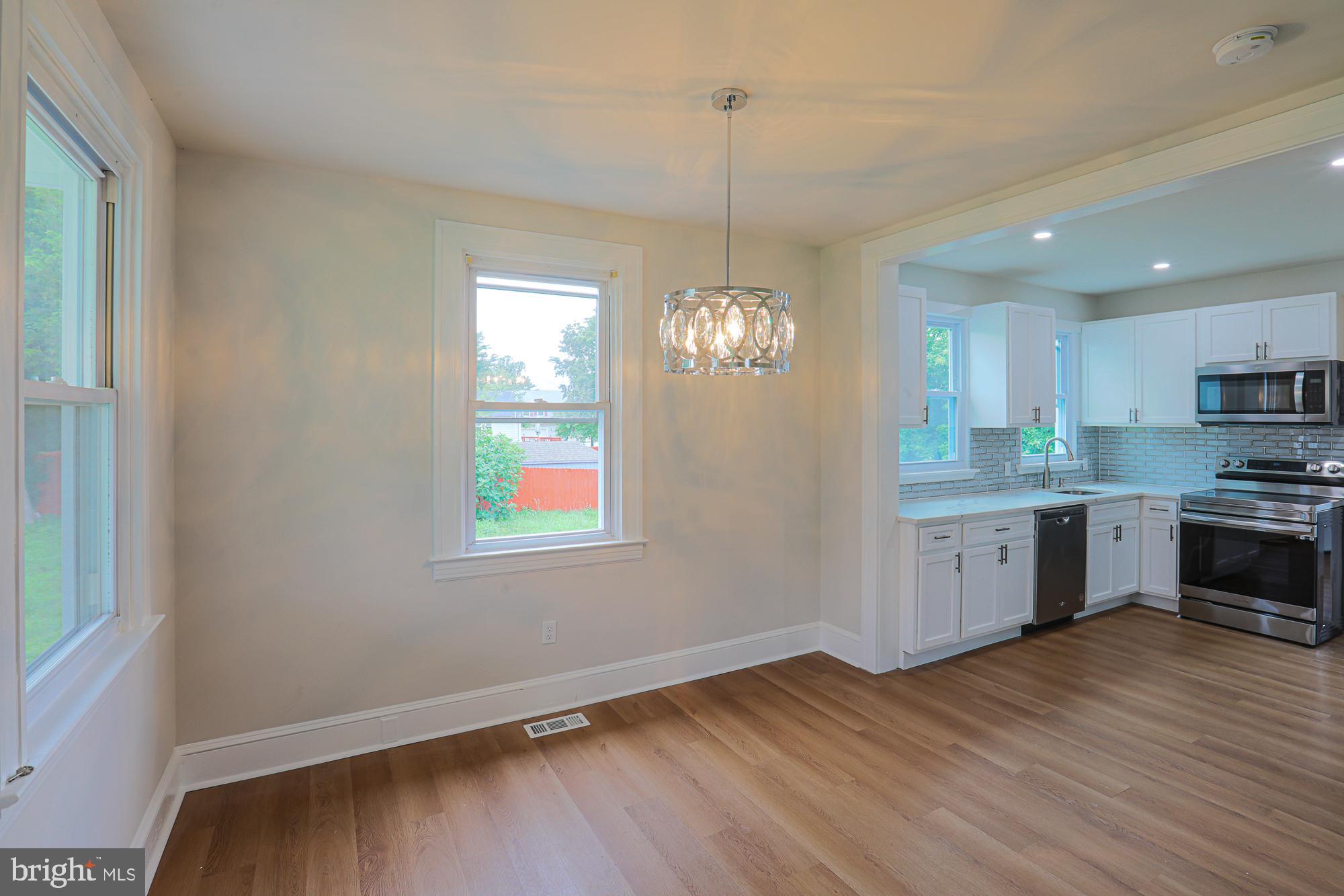 6512 Golden Ring Road Rosedale, MD 21237 - Photo 3 of 50