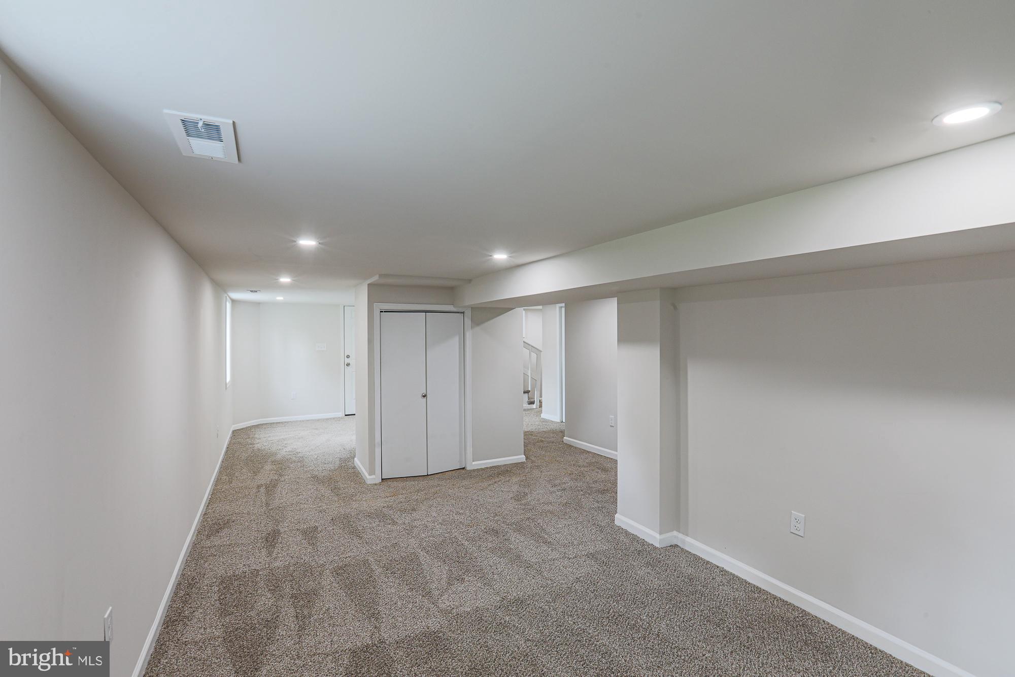 6512 Golden Ring Road Rosedale, MD 21237 - Photo 37 of 50