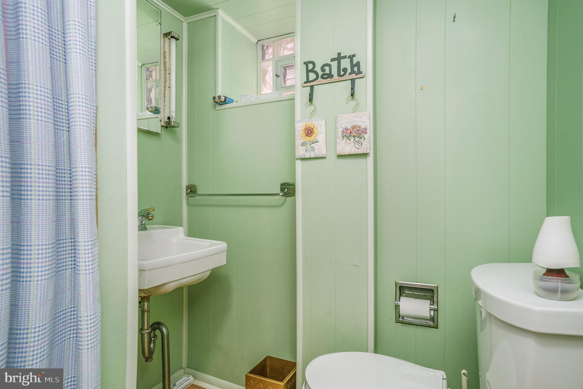8417 Lynnewood Road Philadelphia, PA 19150 - Photo 13 of 22 Gallery Image 13