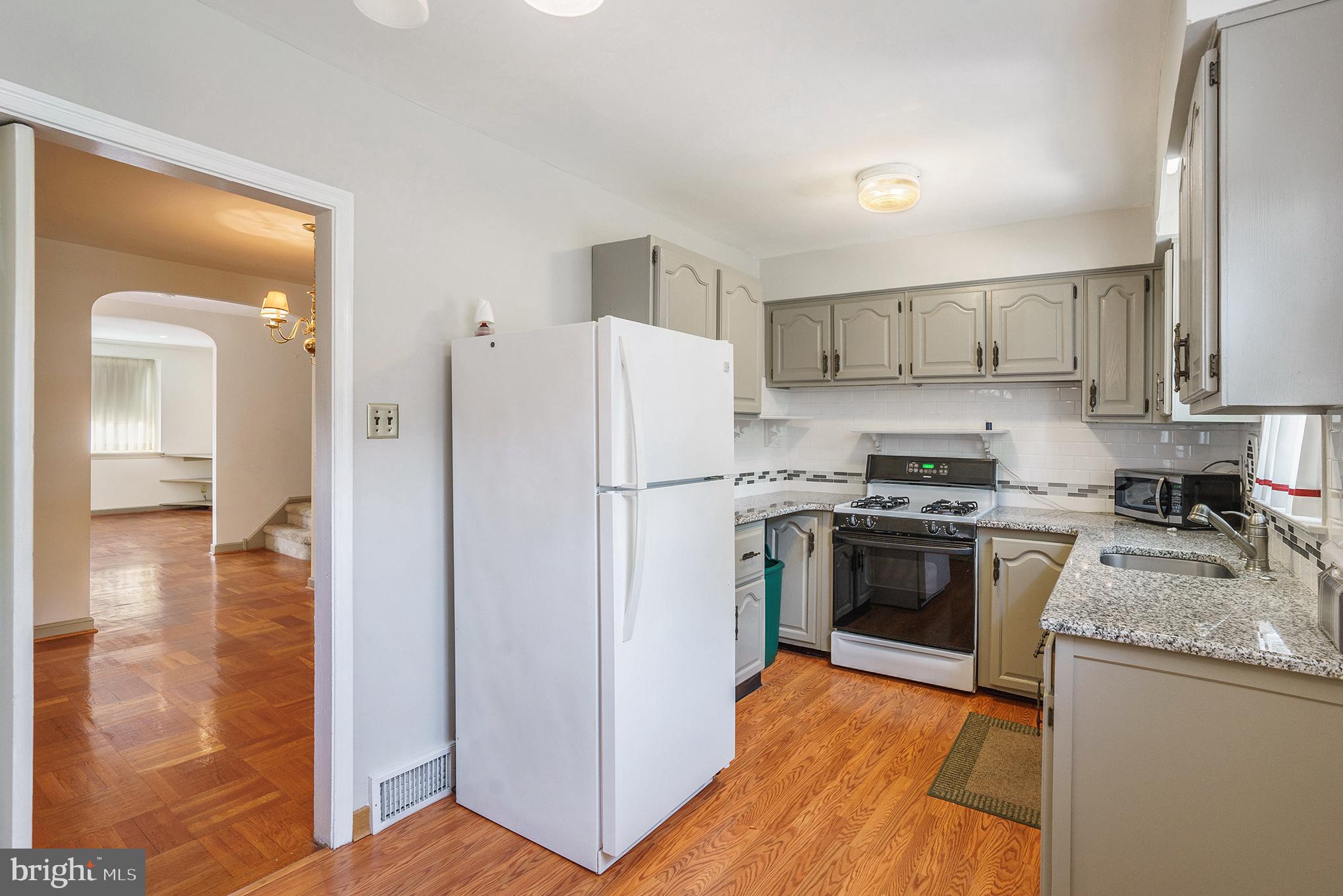 8417 Lynnewood Road Philadelphia, PA 19150 - Photo 8 of 22 Gallery Image 8