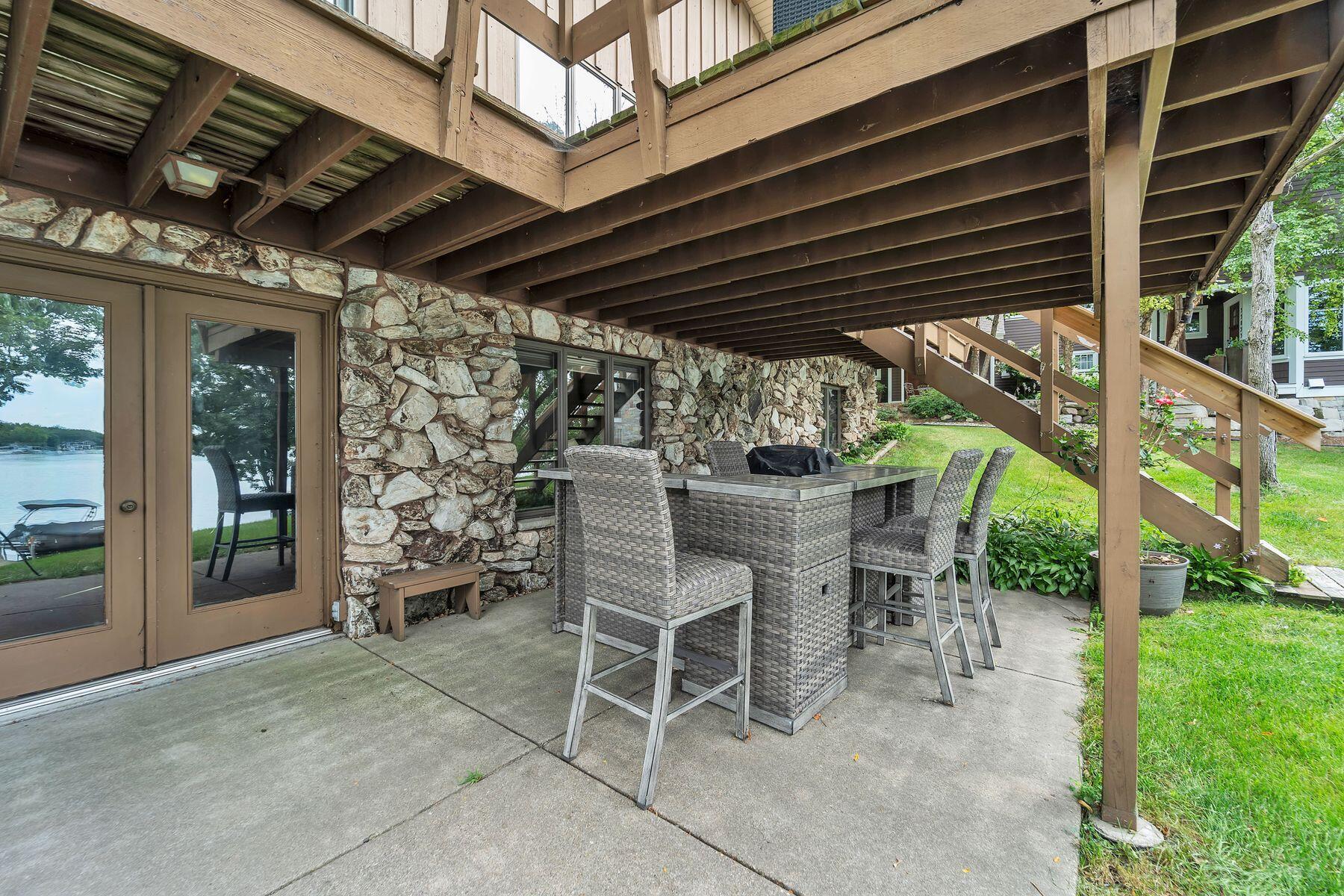 N64W35061 Rd J Oconomowoc, WI 53066 - Photo 26 of 36 Lower Patio