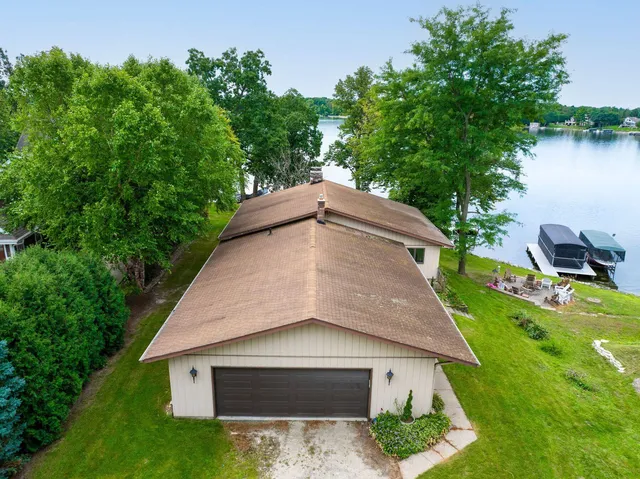 $6,000 | N64W35061 Rd J, Oconomowoc, WI 53066