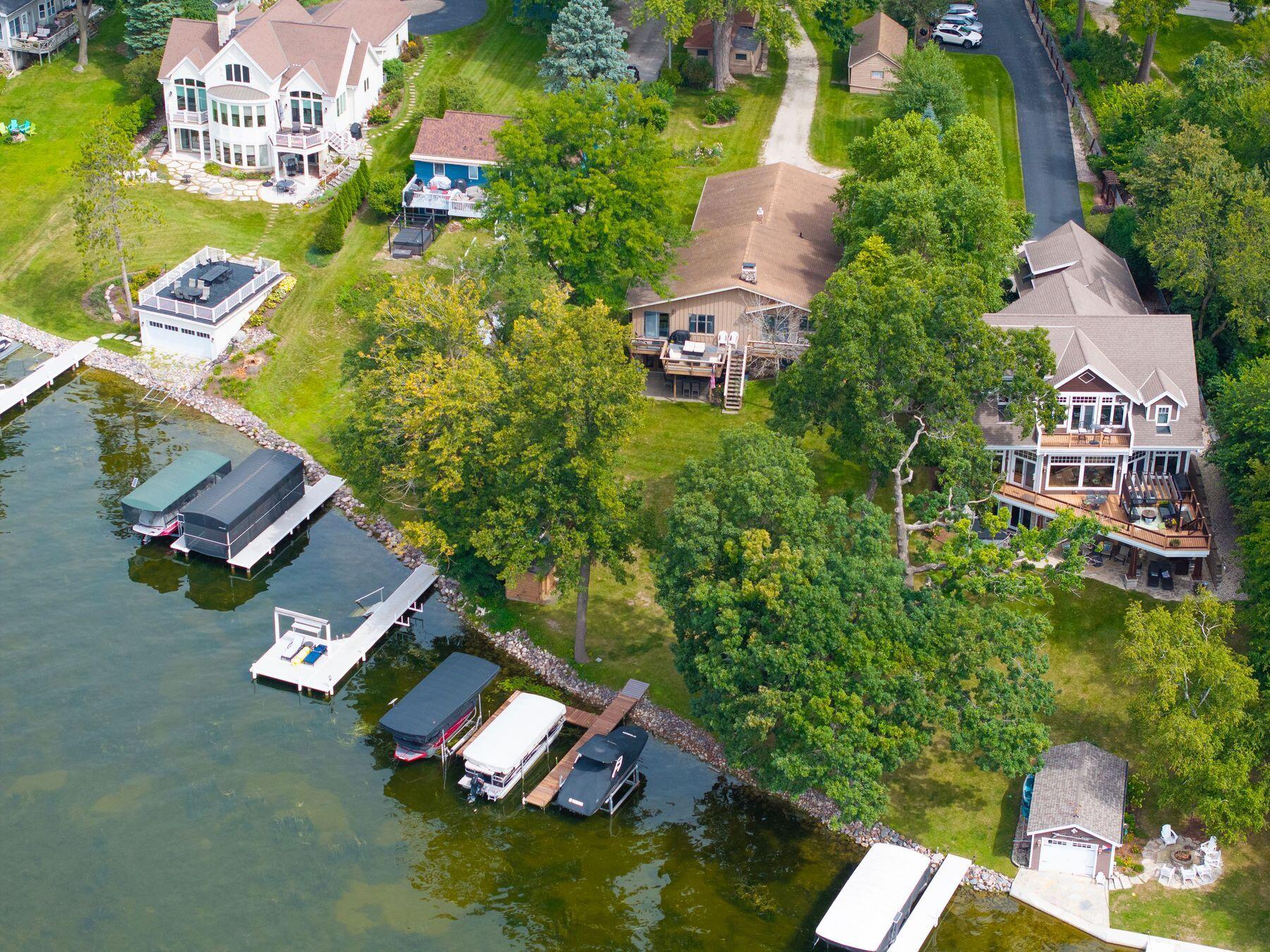 N64W35061 Rd J Oconomowoc, WI 53066 - Photo 4 of 36 Aerial of Property